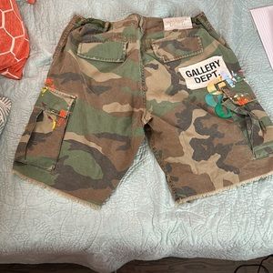Gallery Dept G PATCH CARGO SHORTS w/ original shopping bag from Miami store